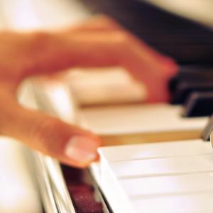 操逼摸大奶子视频
